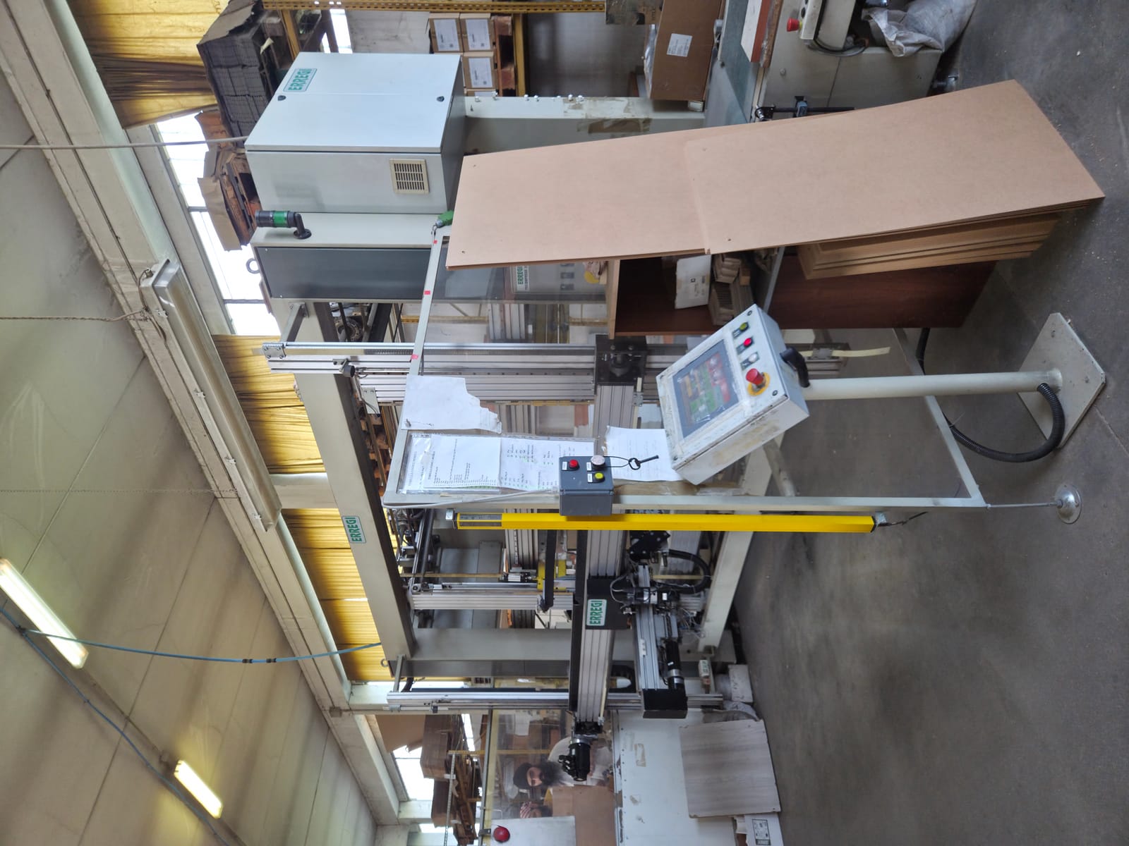 Interno laboratorio Emme snc